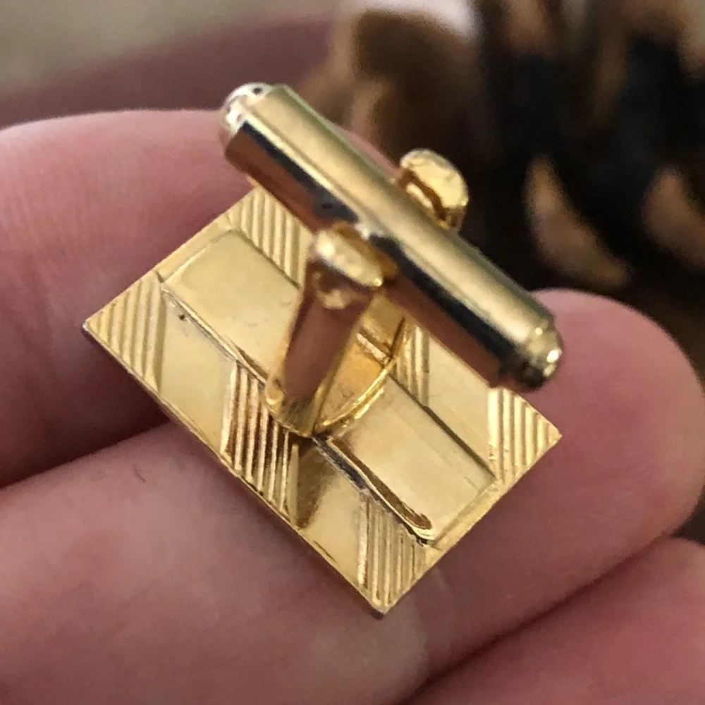 Vintage men’s gold plated marble accent cuff links